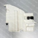 Бак омивача Mitsubishi Canter FE83P, FE85P з моторчиком 24В