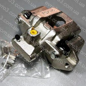 Супорт передній лівий Mitsubishi Canter Fuso FB83B, FE71A нижній