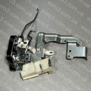 Замок дверки лівої Mitsubishi Canter FUSO FB83B, FE7, FE8